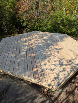 Noel Hexagon Cedar Deck